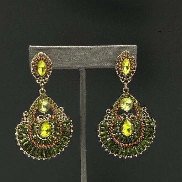Green Chandelier Earrings Gold Tone Rhinestone Beaded Pierced Statement 2" - Picture 2 of 9